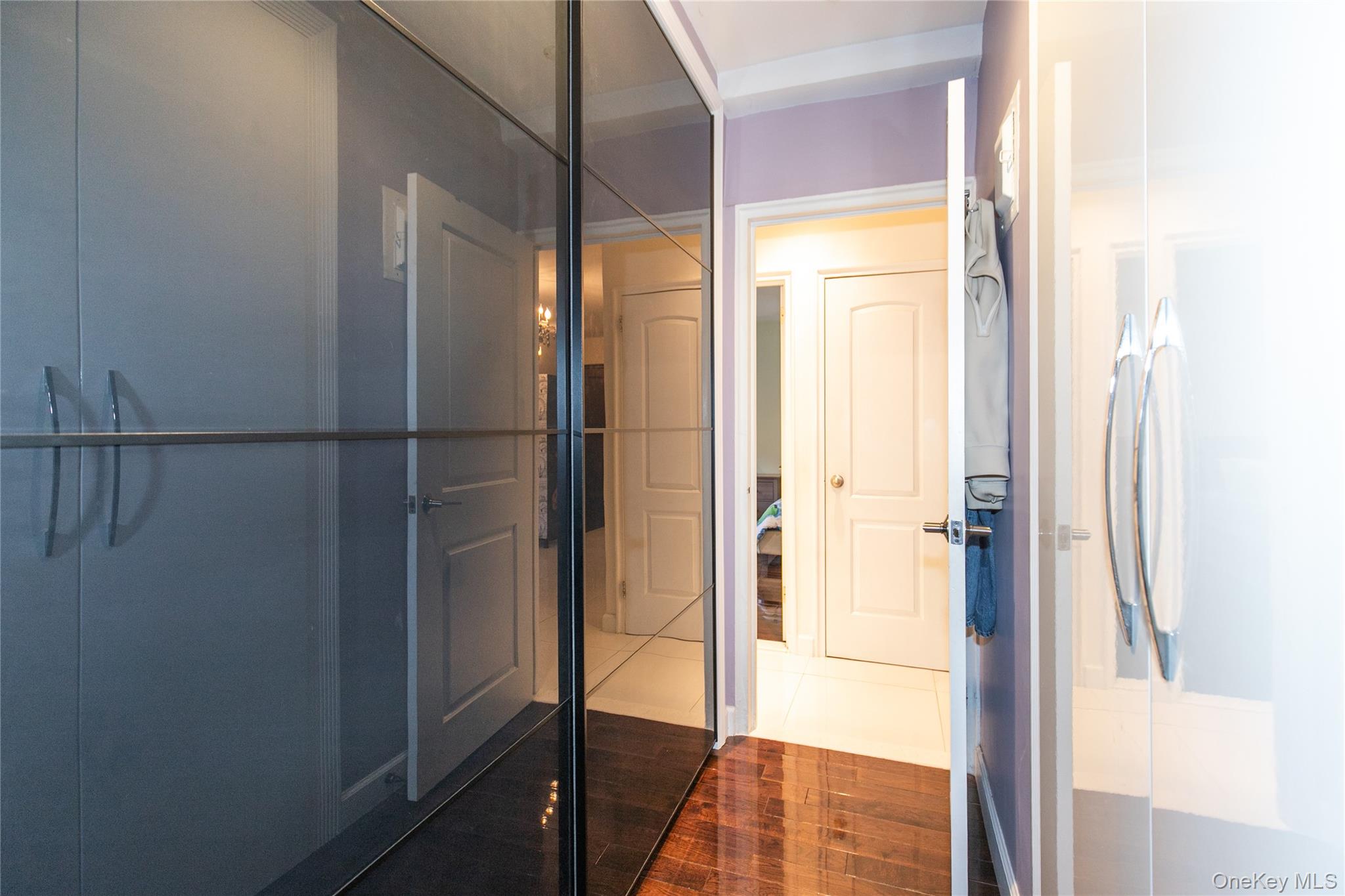 90 SCHENCK Avenue # 3P, Great Neck, NY 11021