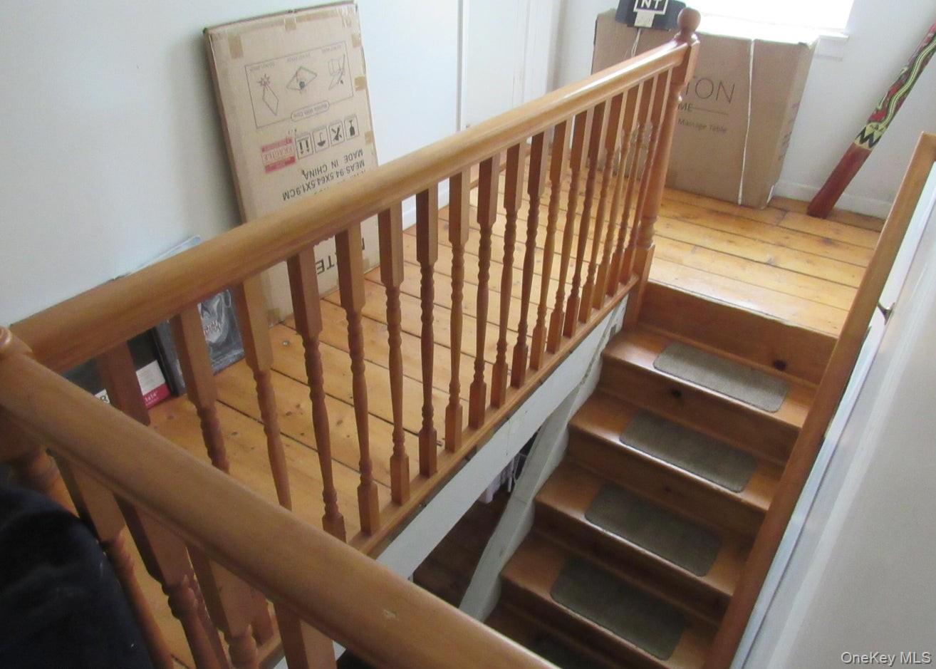 19 Old Post Road, Esopus, NY 12429