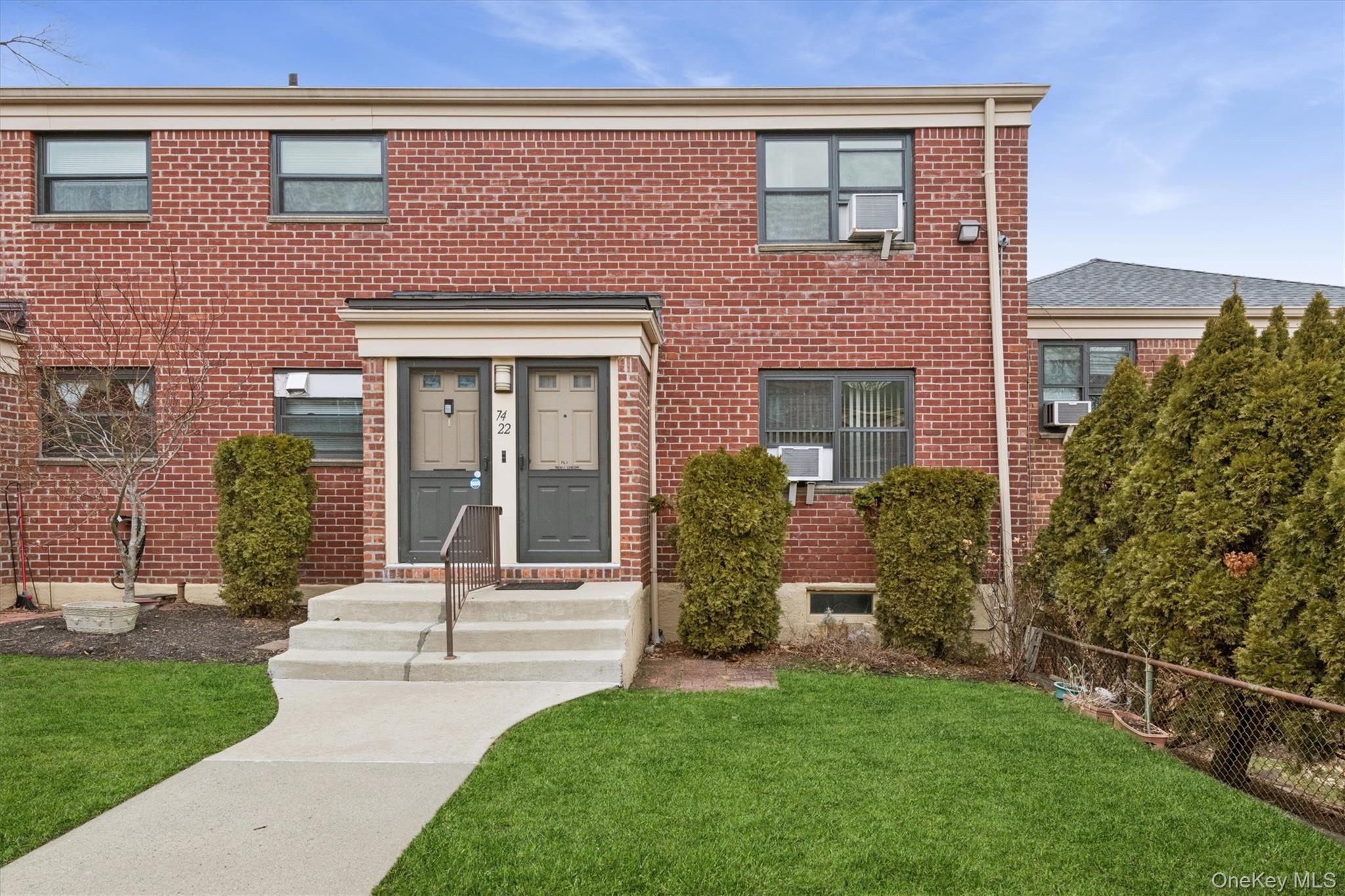 74-22 220th # Lower, Oakland Gardens, NY 11364