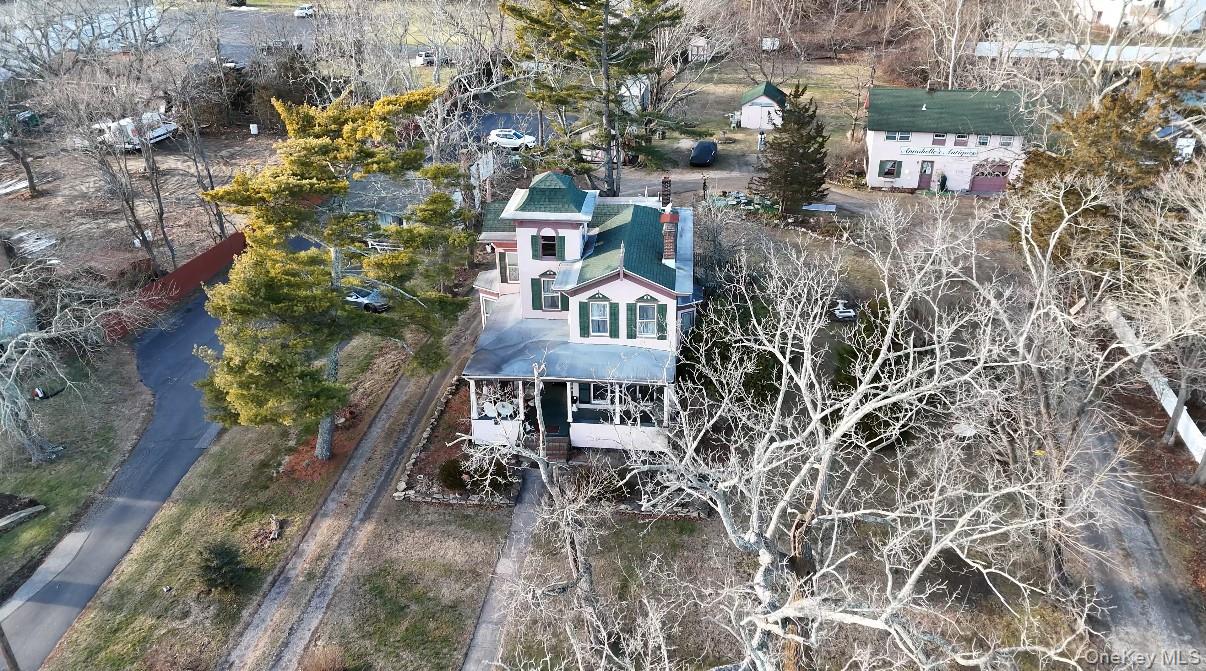 449 Montauk Highway, East Moriches, NY 11940