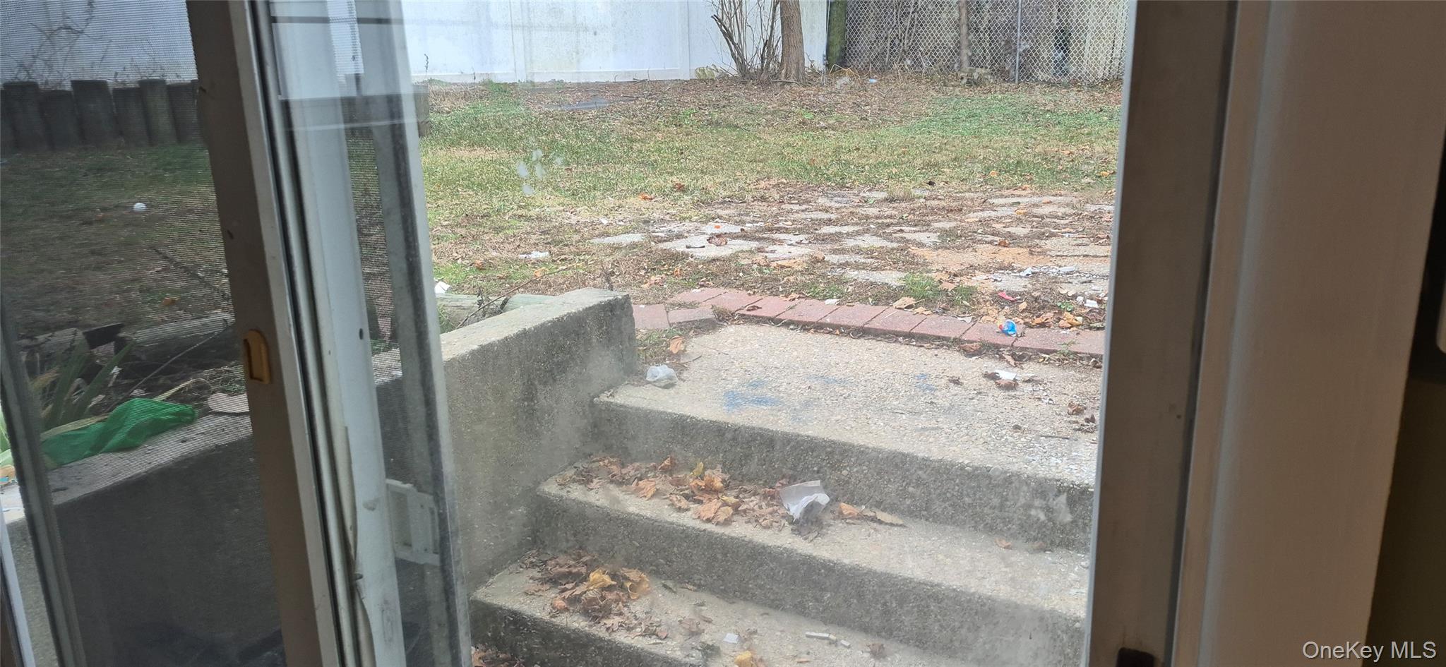 East Islip, NY 11730