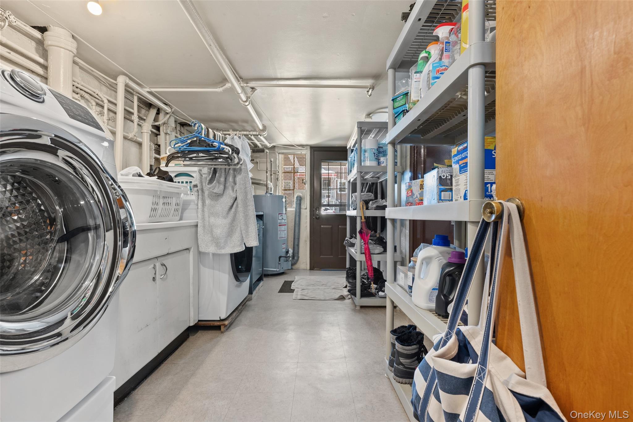 7717 82nd Street, Glendale, NY 11385