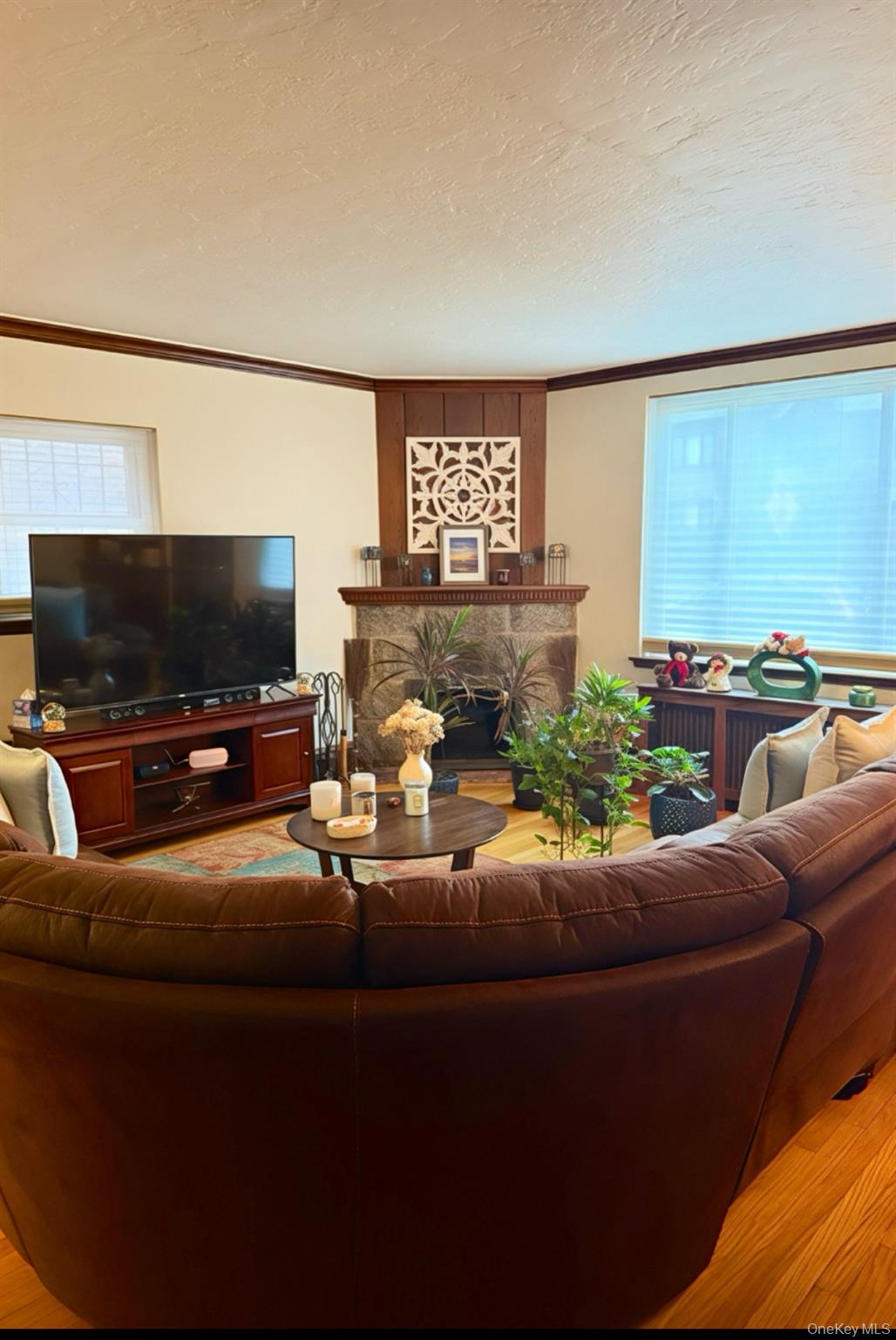 7717 82nd Street, Glendale, NY 11385