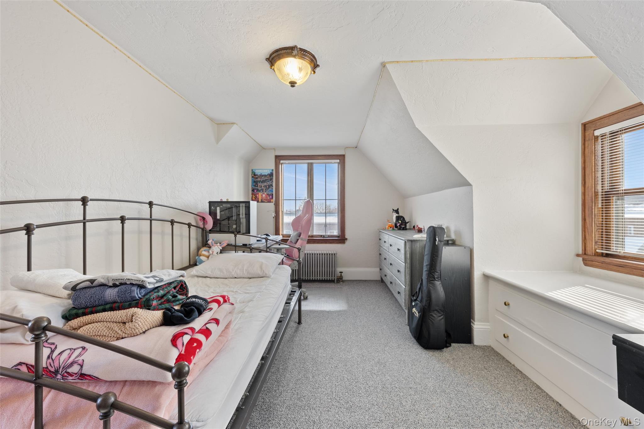 7717 82nd Street, Glendale, NY 11385