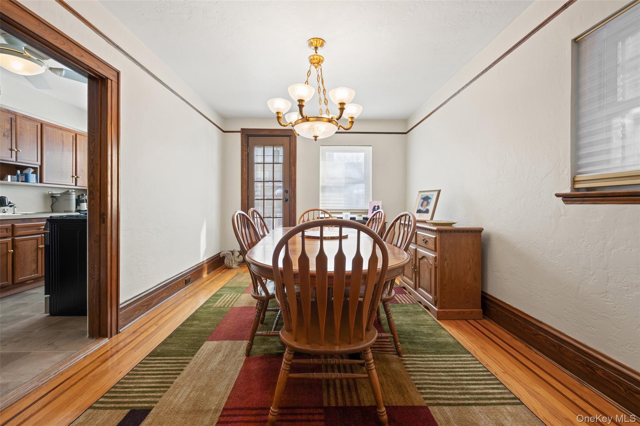 7717 82nd Street, Glendale, NY 11385