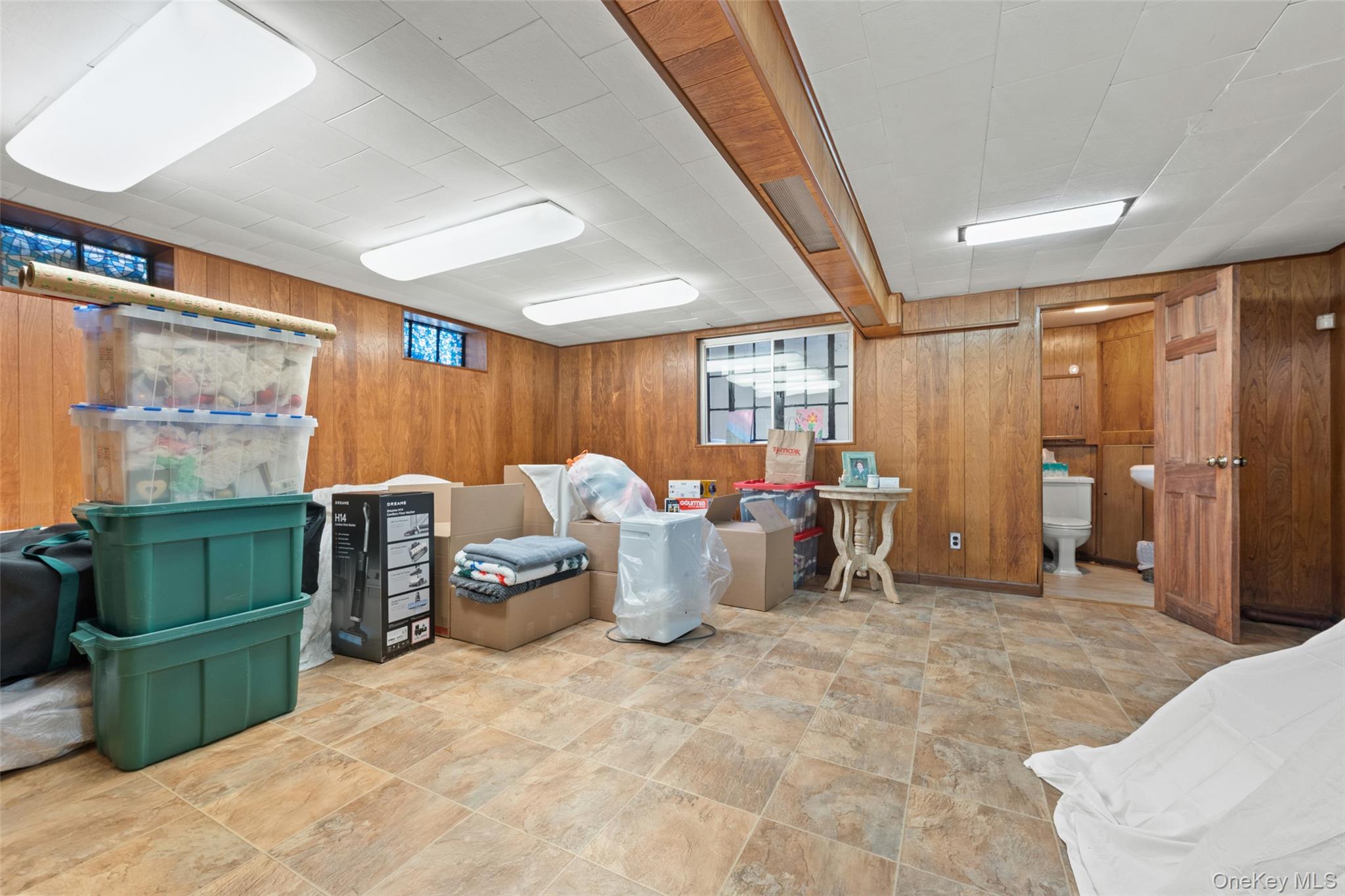 7717 82nd Street, Glendale, NY 11385