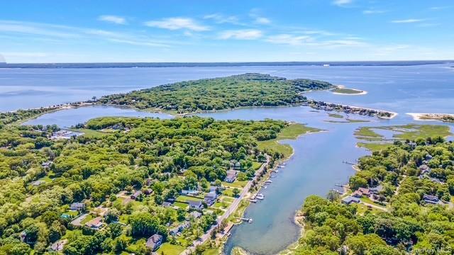 5415 Skunk Lane, Cutchogue, NY 11935