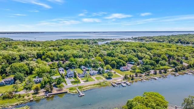 5415 Skunk Lane, Cutchogue, NY 11935