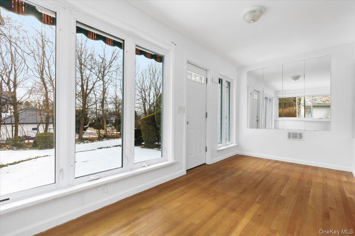 55 Del Rey Drive, Mount Vernon, NY 10552