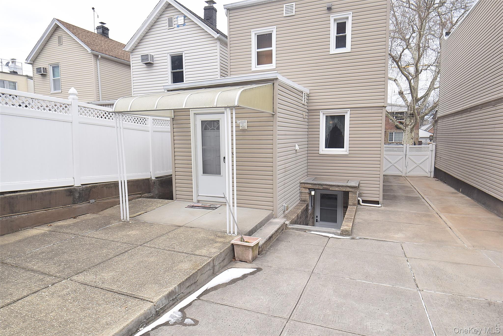 7216 66th Drive, Middle Village, NY 11379