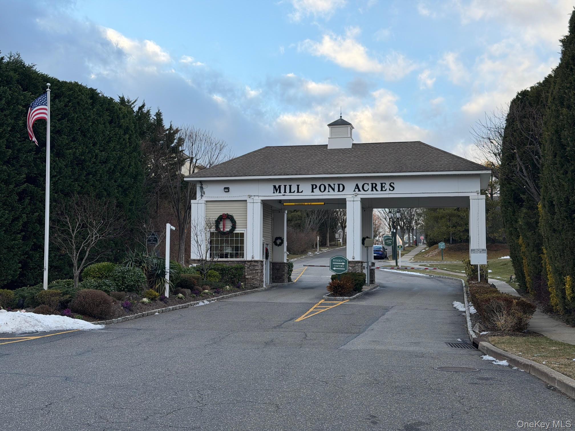 117 Pond View Drive, Port Washington, NY 11050