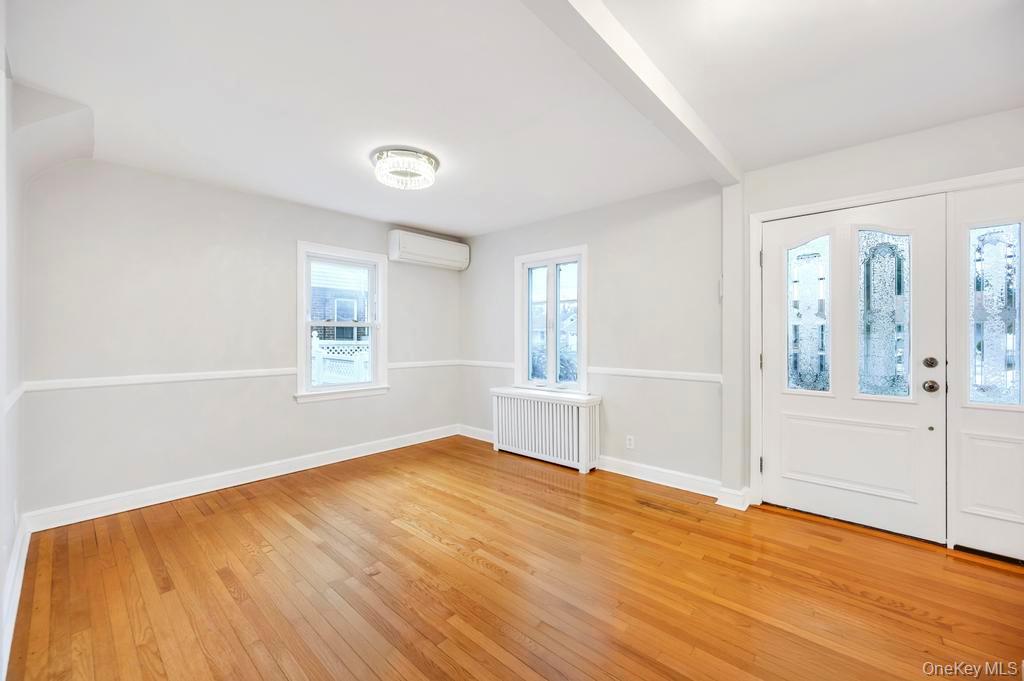 2585 Oceanside Road, Oceanside, NY 11572