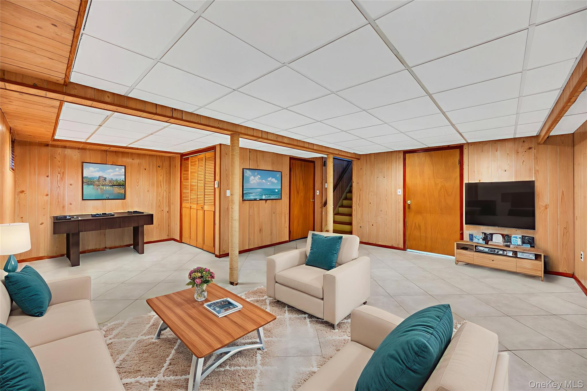 2585 Oceanside Road, Oceanside, NY 11572