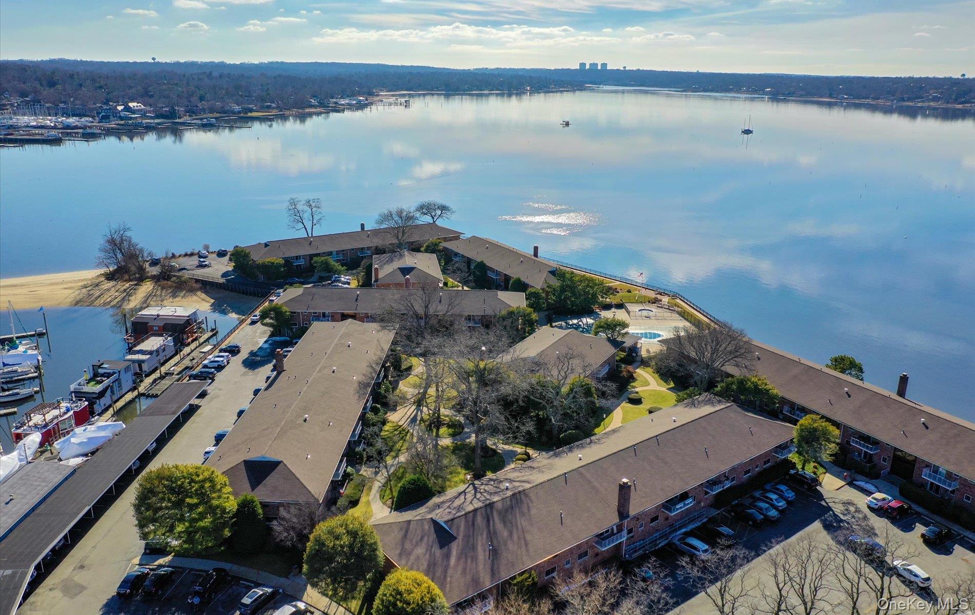 1 Toms Point Lane # 6J, Port Washington, NY 11050