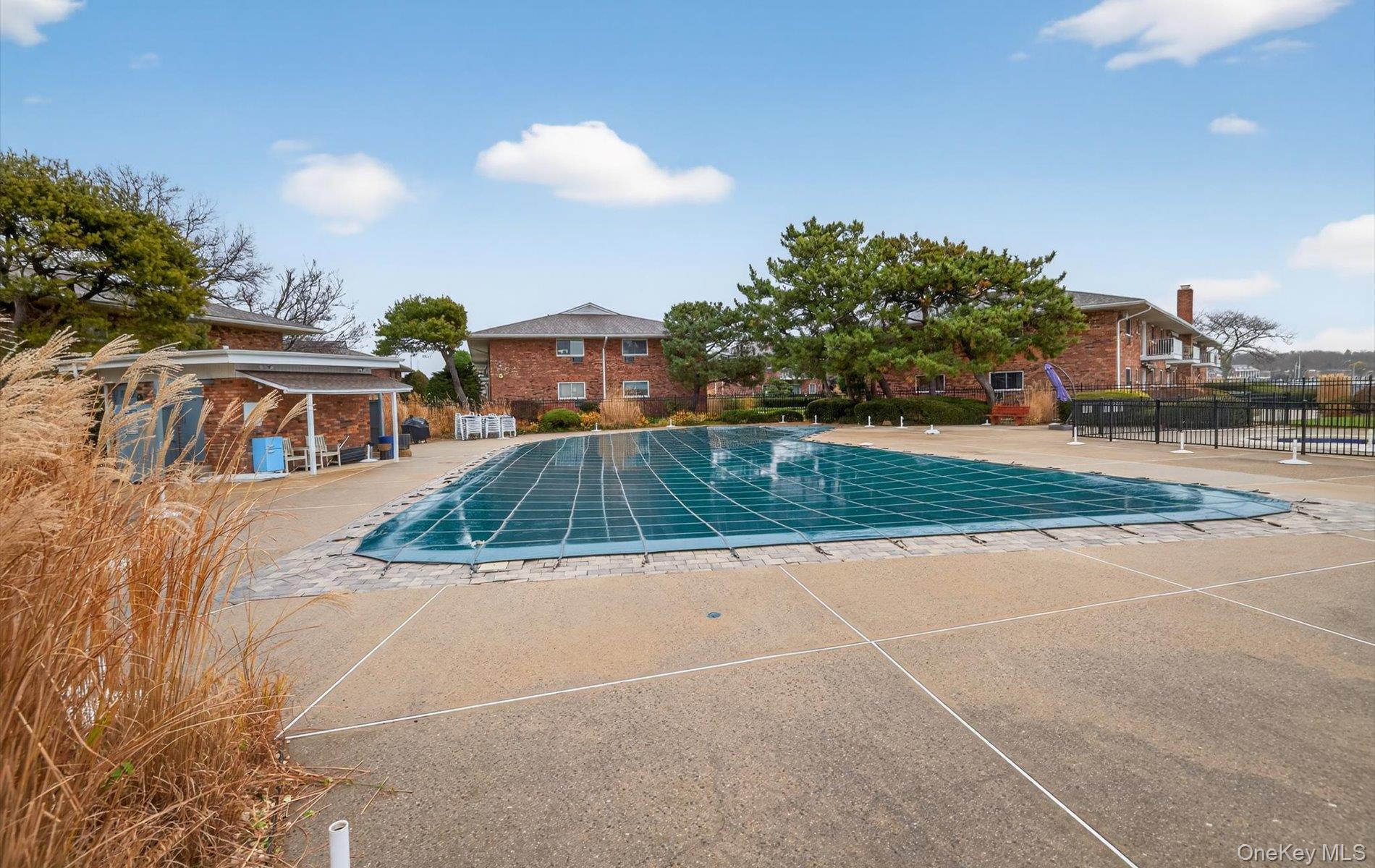 1 Toms Point Lane # 6J, Port Washington, NY 11050