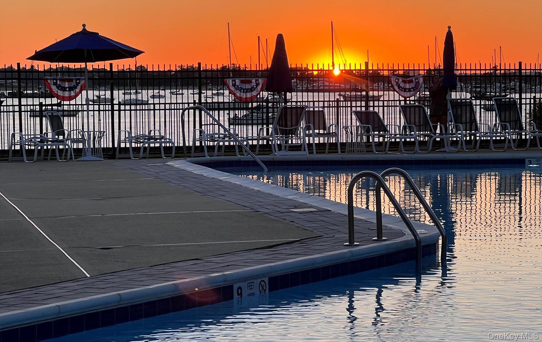 1 Toms Point Lane # 6J, Port Washington, NY 11050