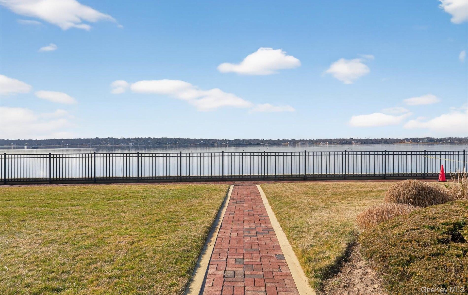 1 Toms Point Lane # 6J, Port Washington, NY 11050