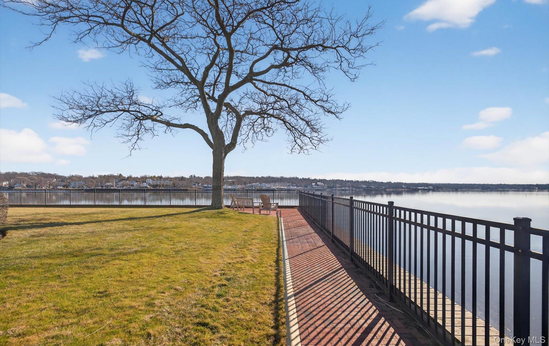 1 Toms Point Lane # 6J, Port Washington, NY 11050