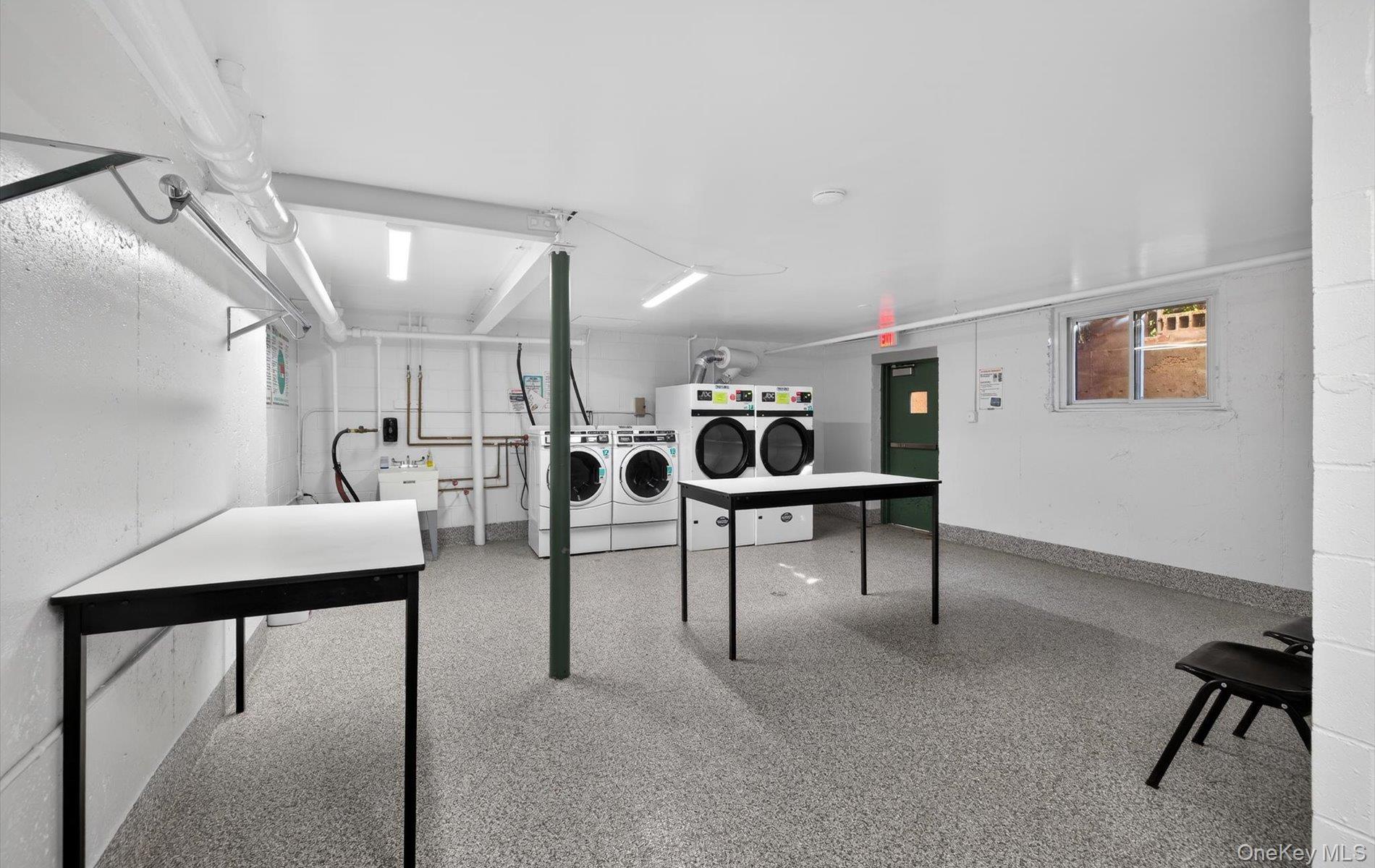 1 Toms Point Lane # 6J, Port Washington, NY 11050