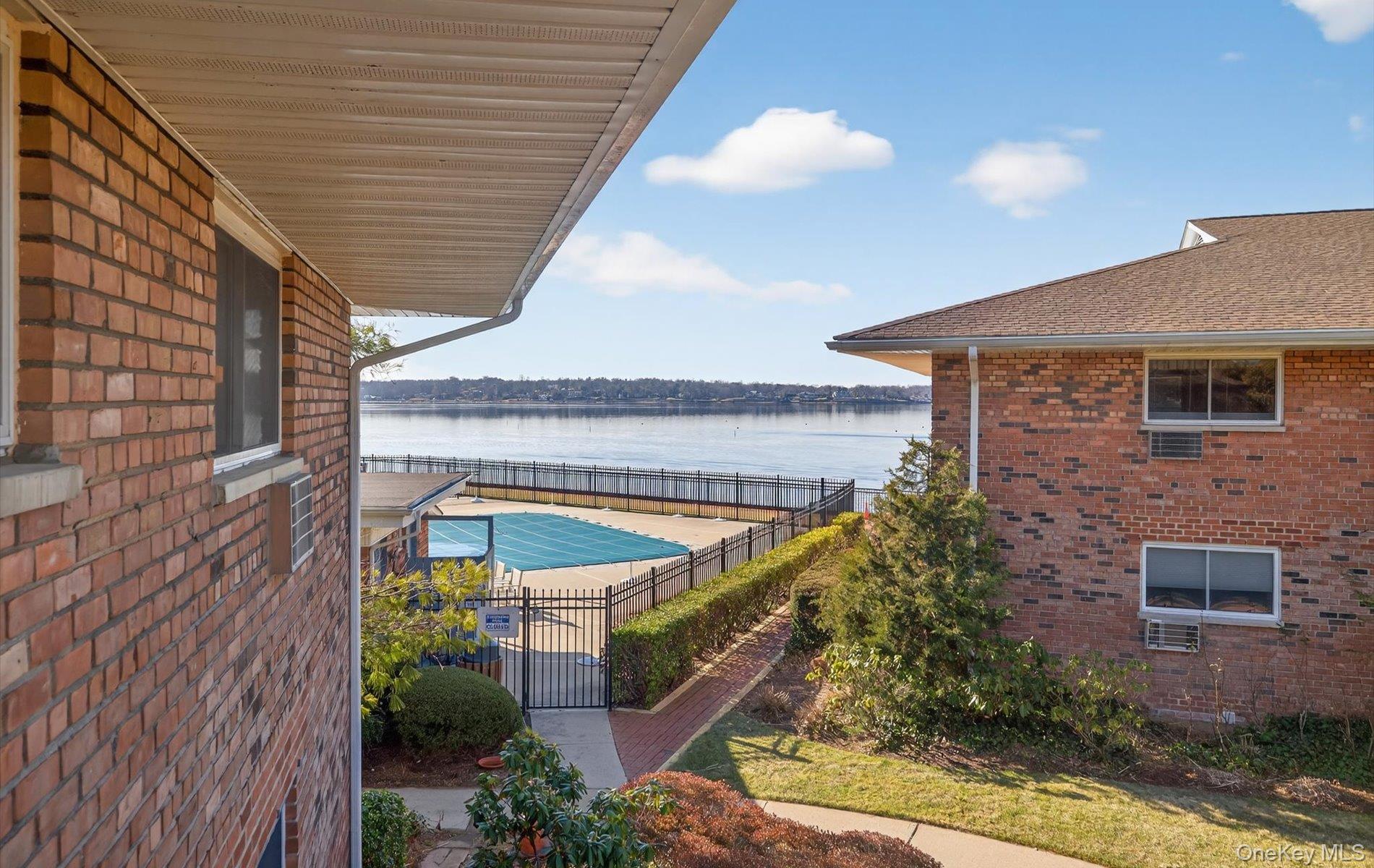 1 Toms Point Lane # 6J, Port Washington, NY 11050