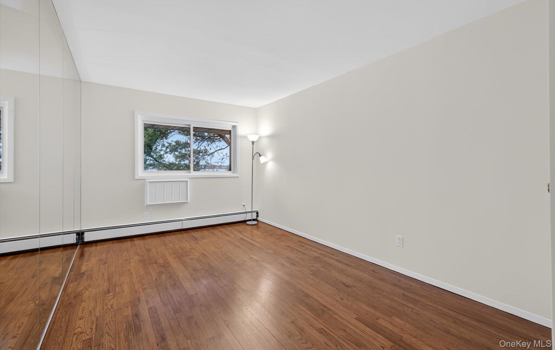 1 Toms Point Lane # 6J, Port Washington, NY 11050