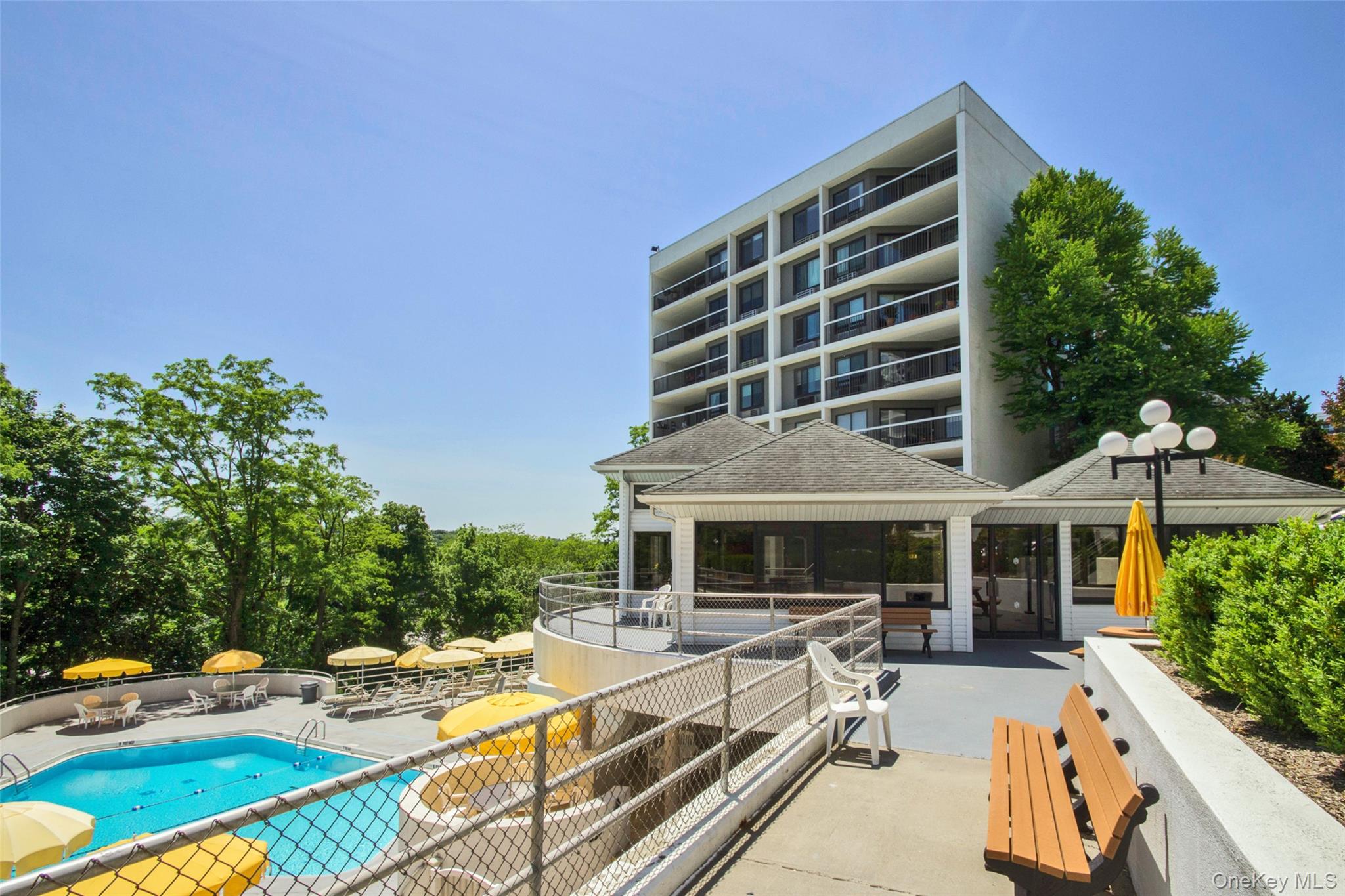 400 High Point Drive # 408, Hartsdale, NY 10530