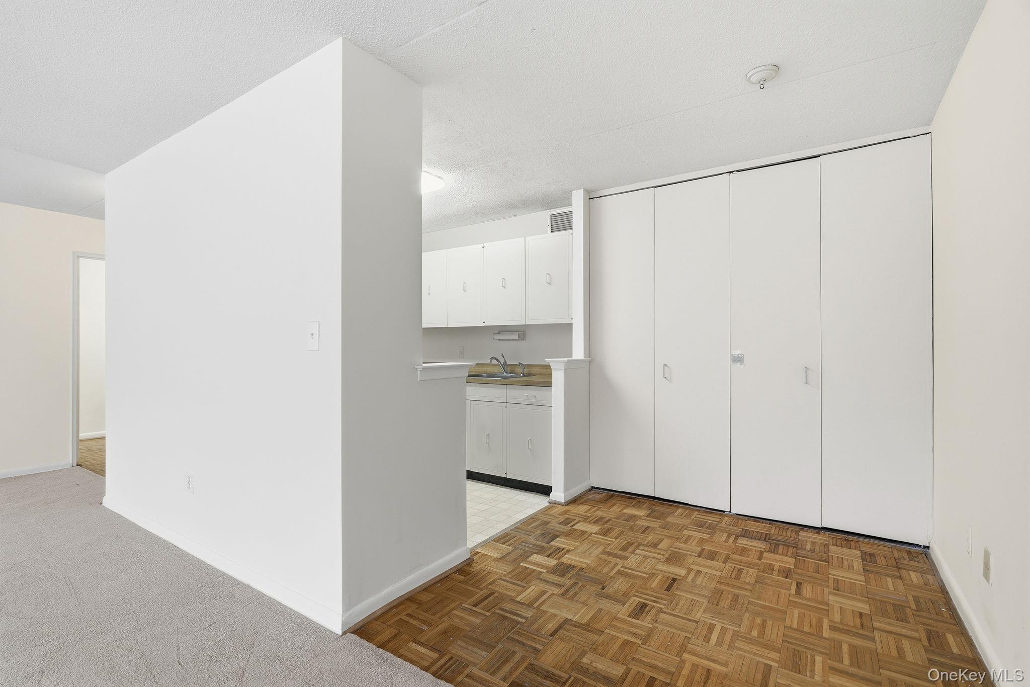 400 High Point Drive # 408, Hartsdale, NY 10530