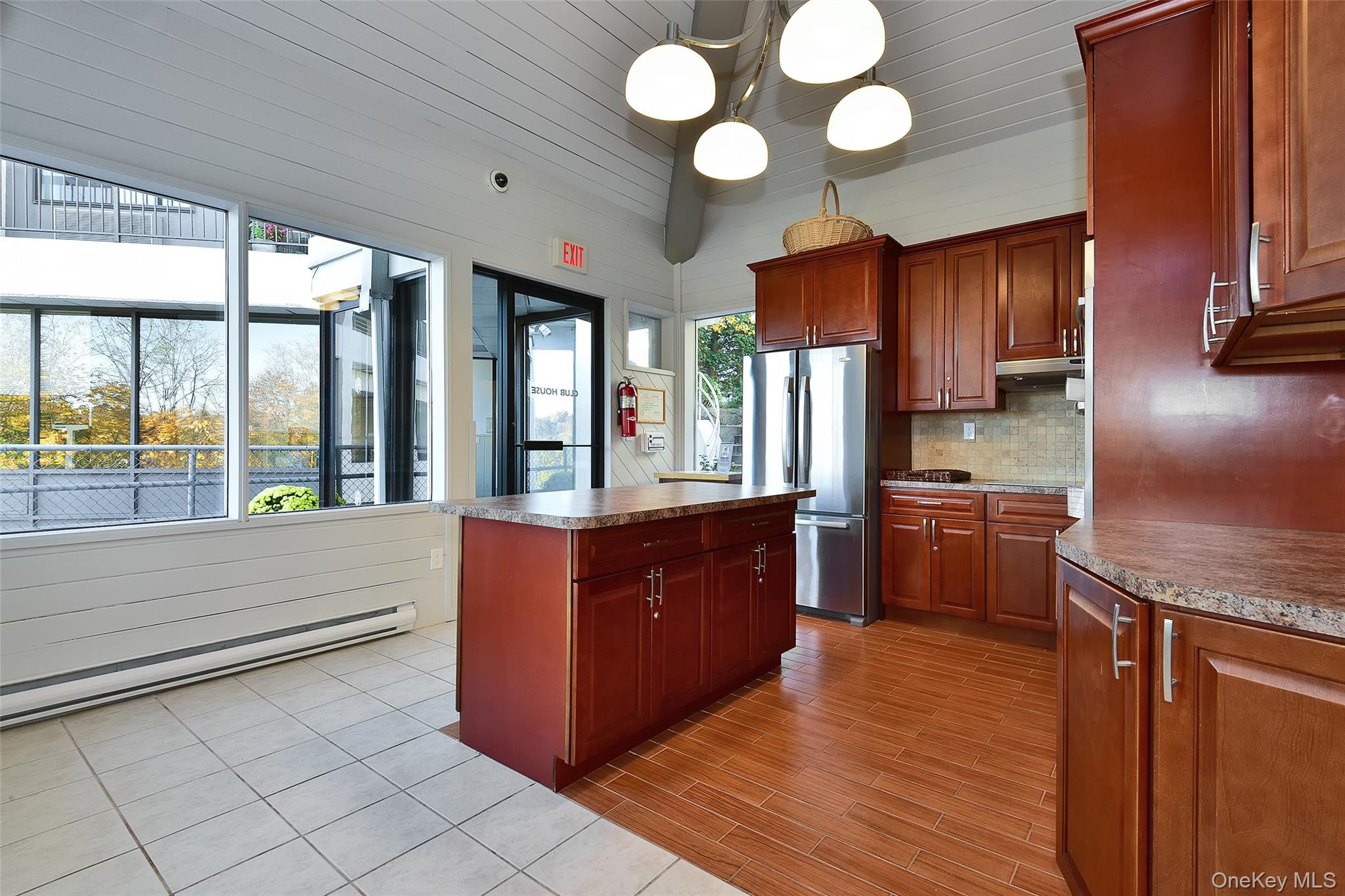 400 High Point Drive # 408, Hartsdale, NY 10530