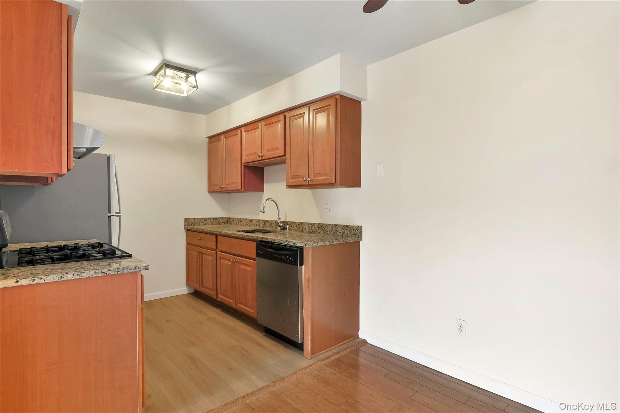 286 High Avenue # 2I, Nyack, NY 10960