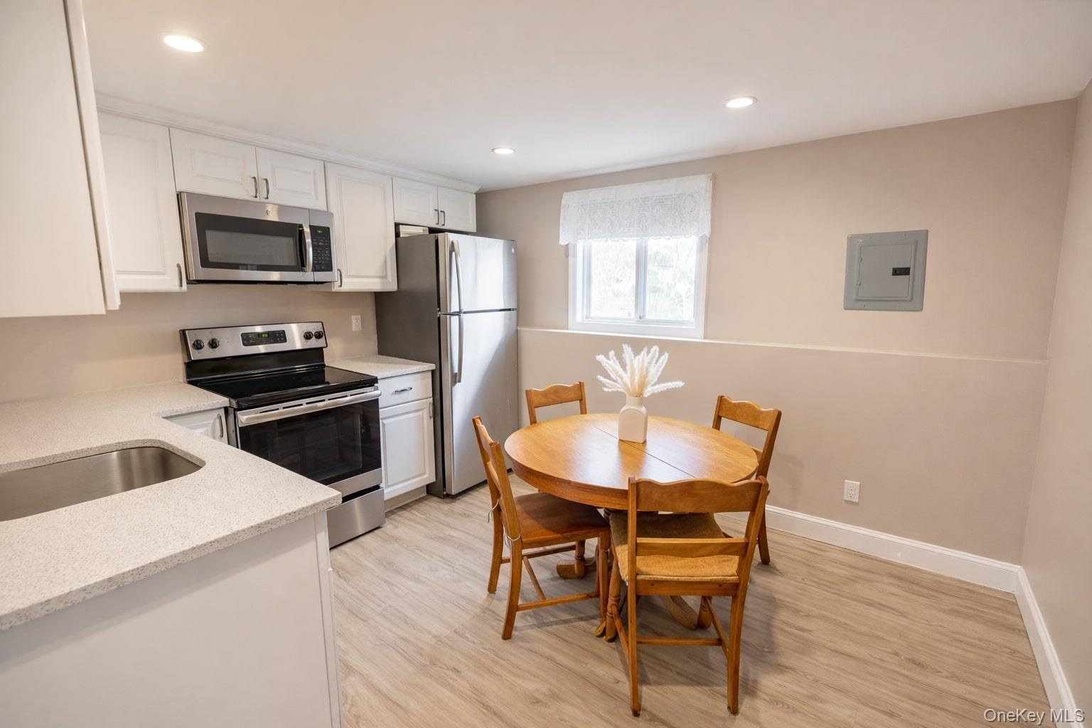 159 East Drive, Massapequa, NY 11758