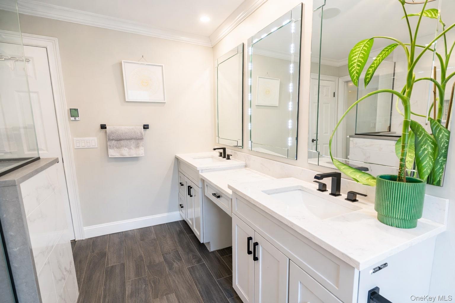 159 East Drive, Massapequa, NY 11758