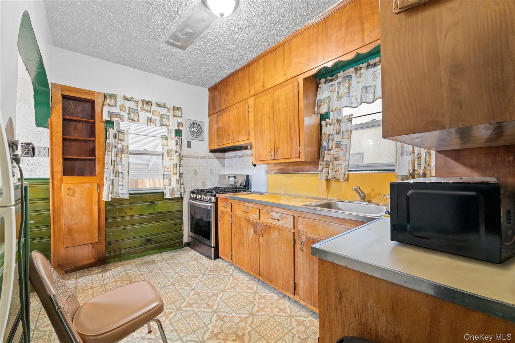 13433 231st Street, Laurelton, NY 11413