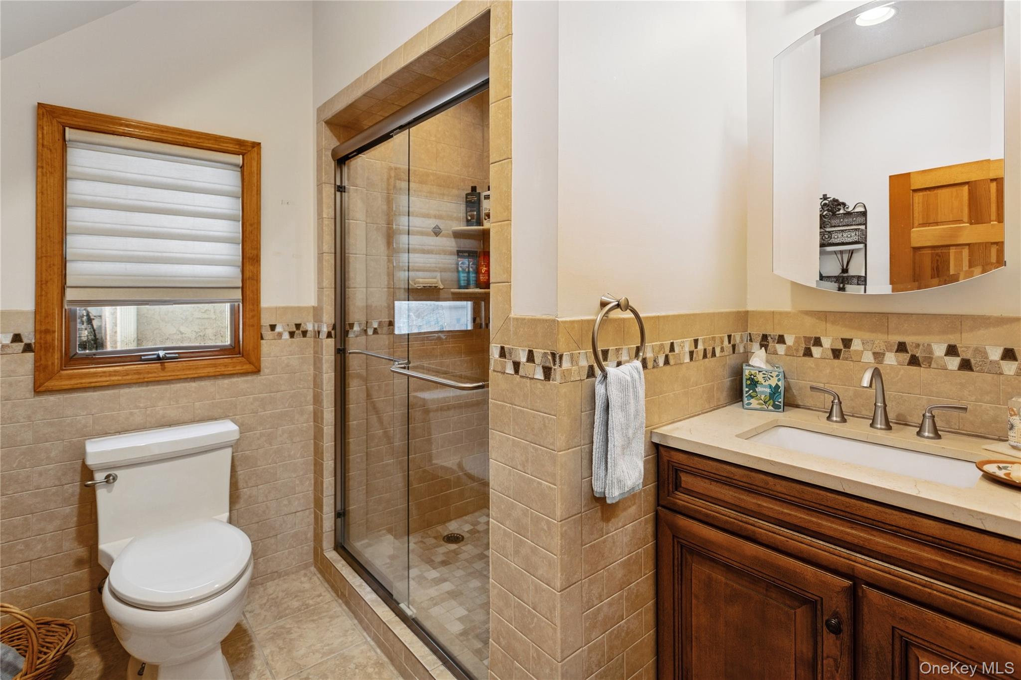 991 W Park Avenue, Long Beach, NY 11561