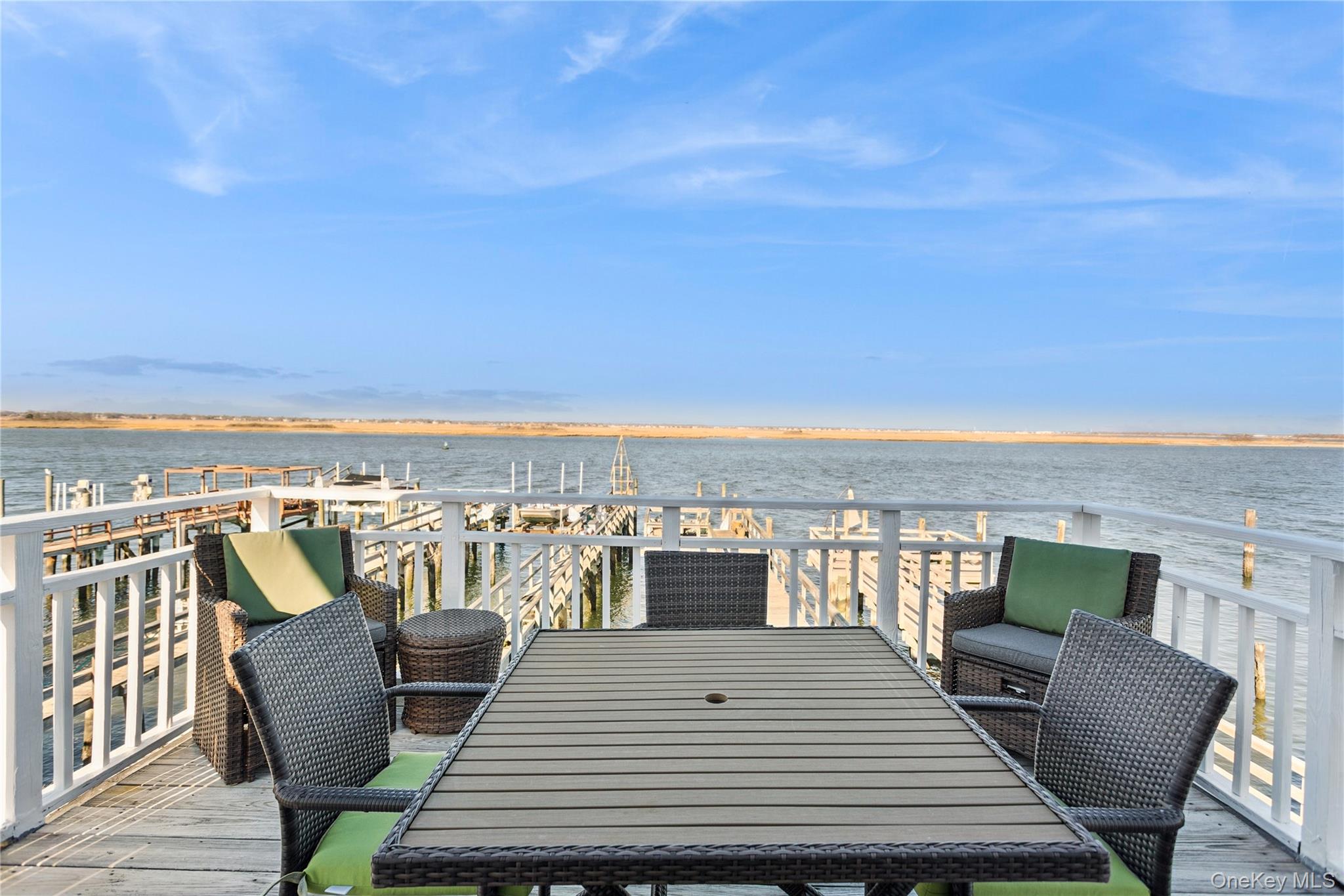 991 W Park Avenue, Long Beach, NY 11561