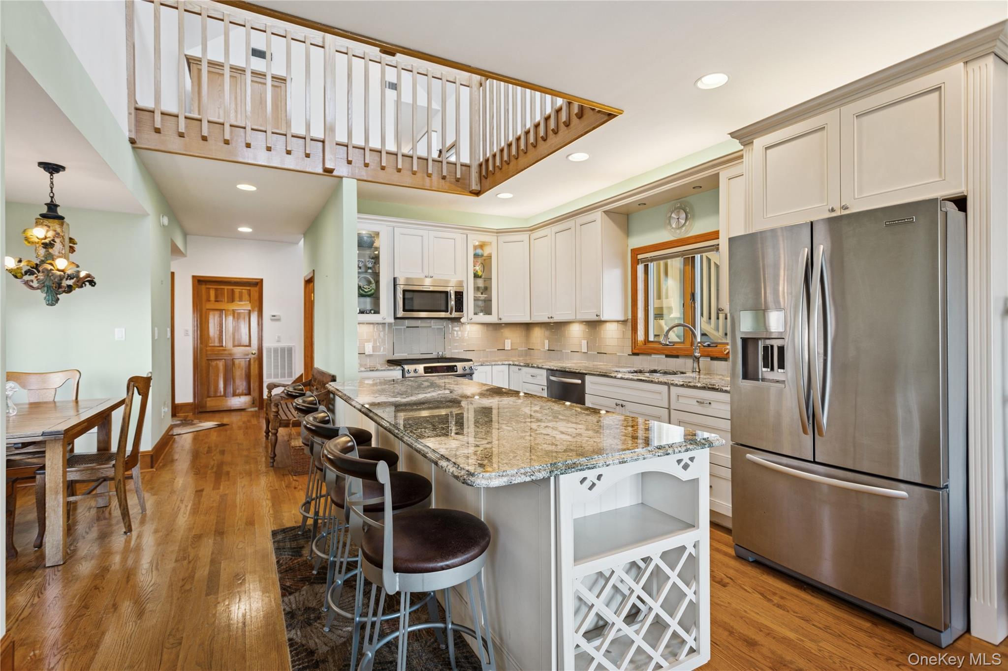 991 W Park Avenue, Long Beach, NY 11561