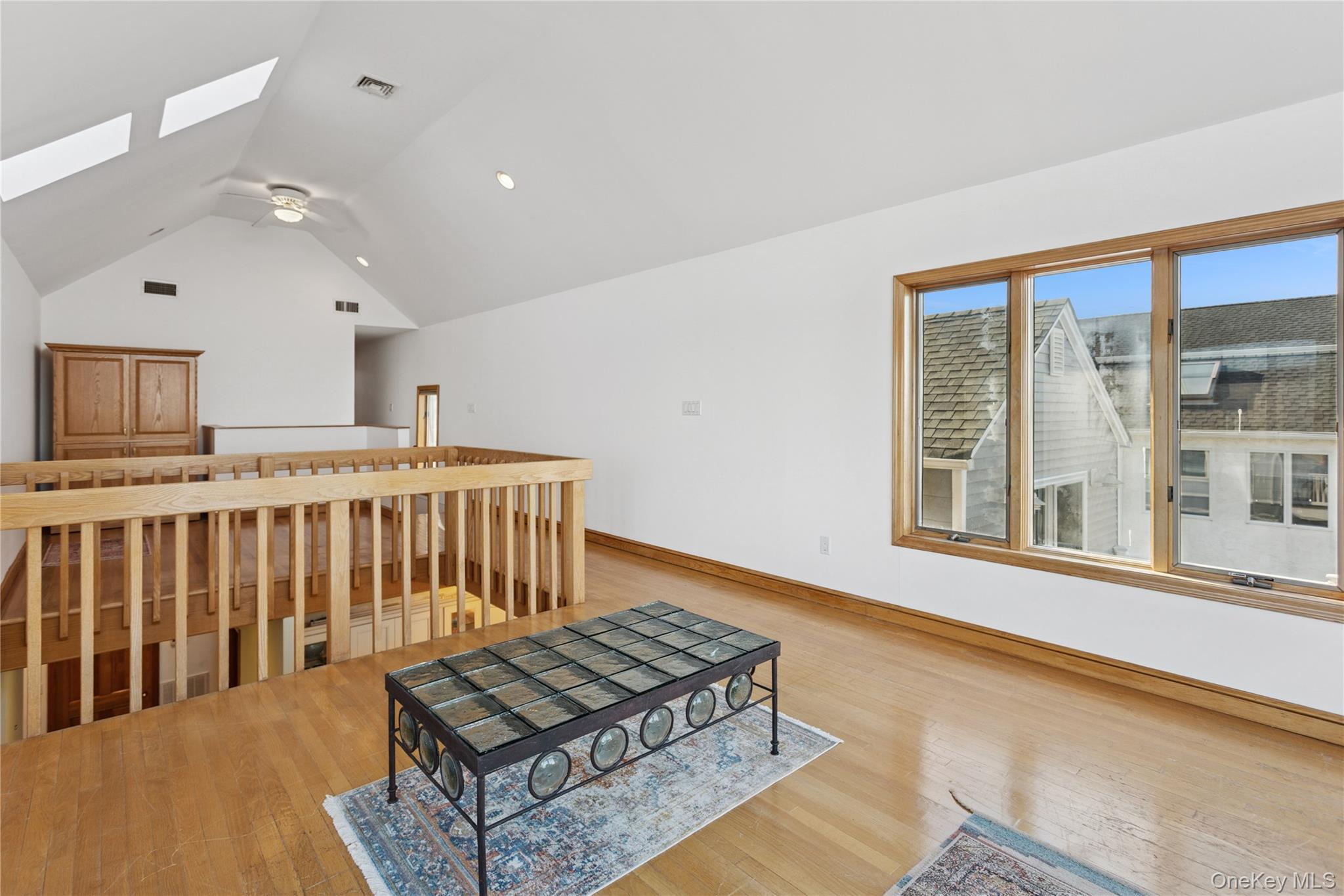 991 W Park Avenue, Long Beach, NY 11561