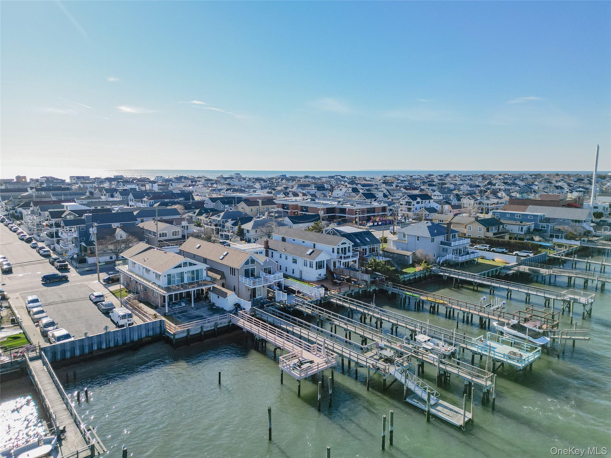 991 W Park Avenue, Long Beach, NY 11561