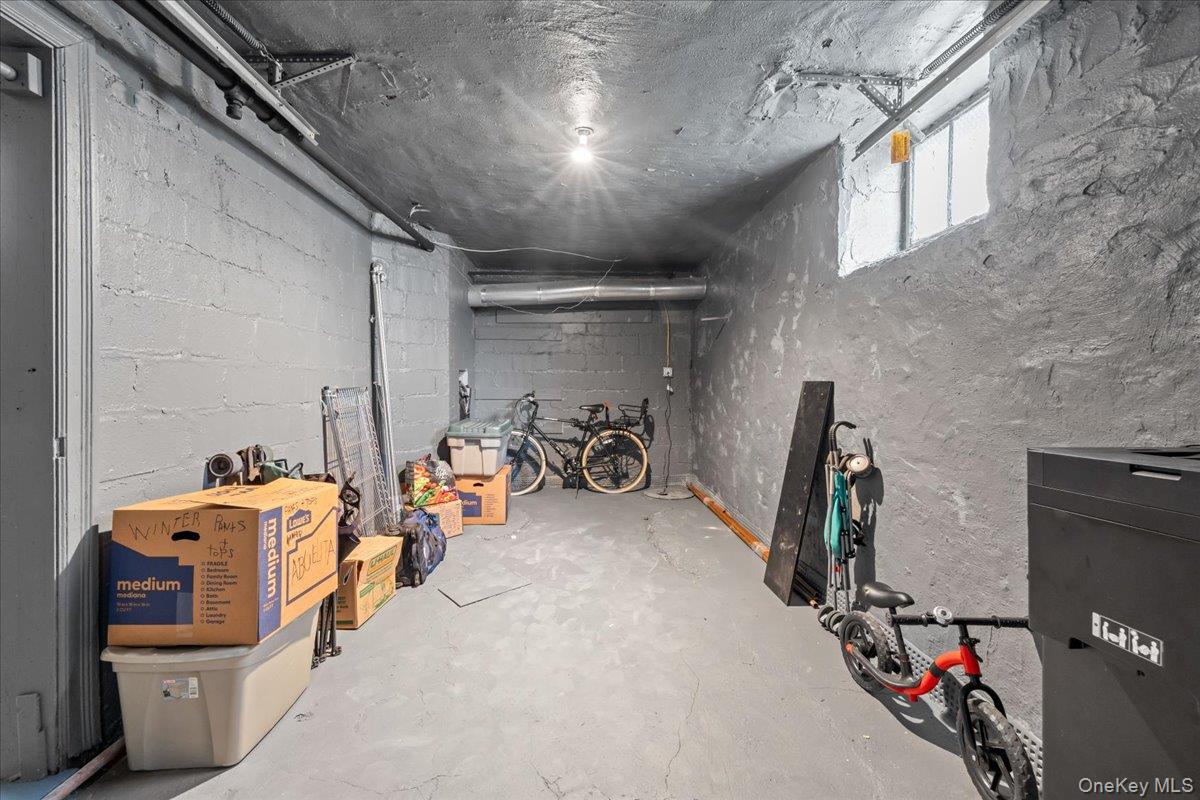 128 Kimball Terrace, Yonkers, NY 10704