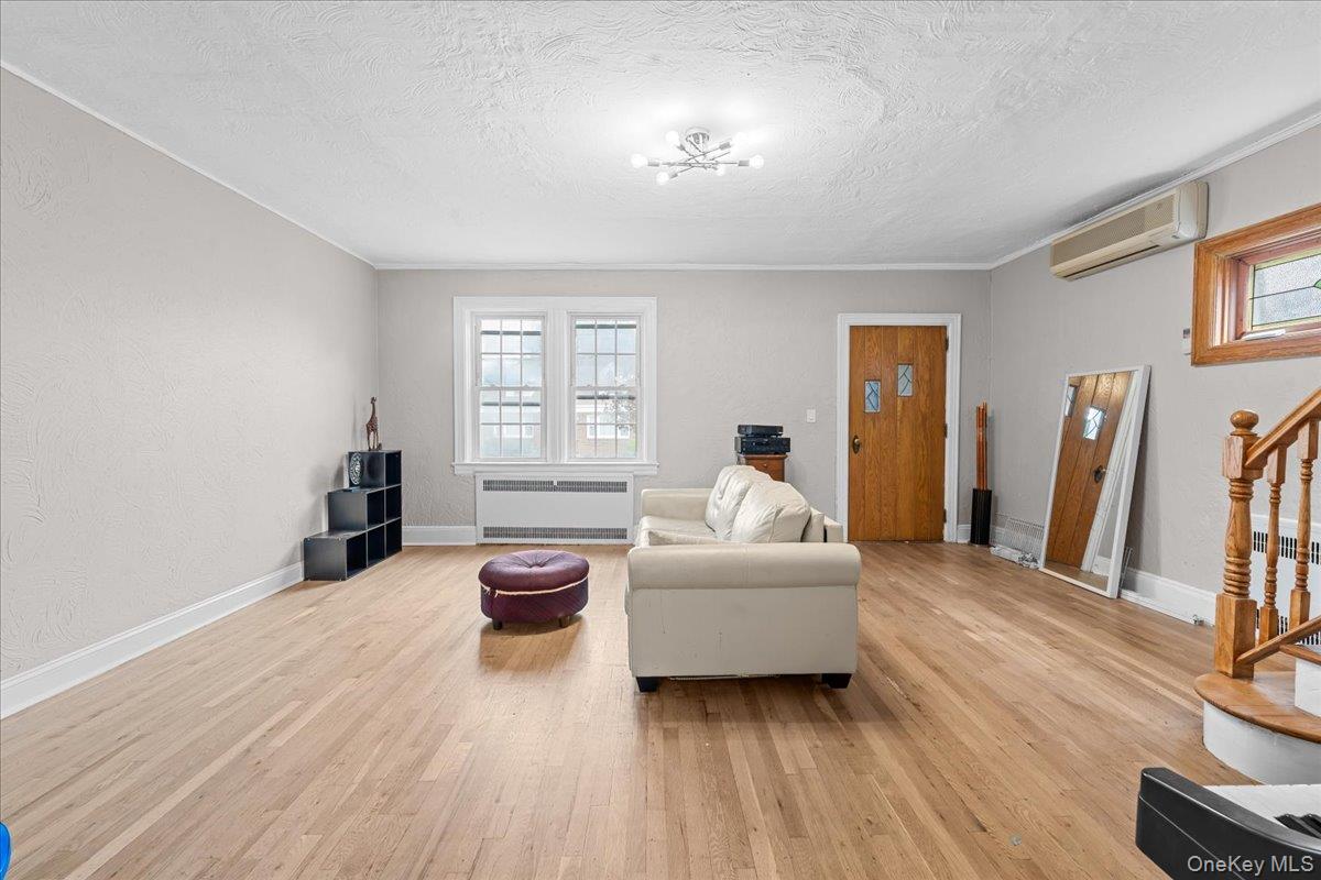 128 Kimball Terrace, Yonkers, NY 10704