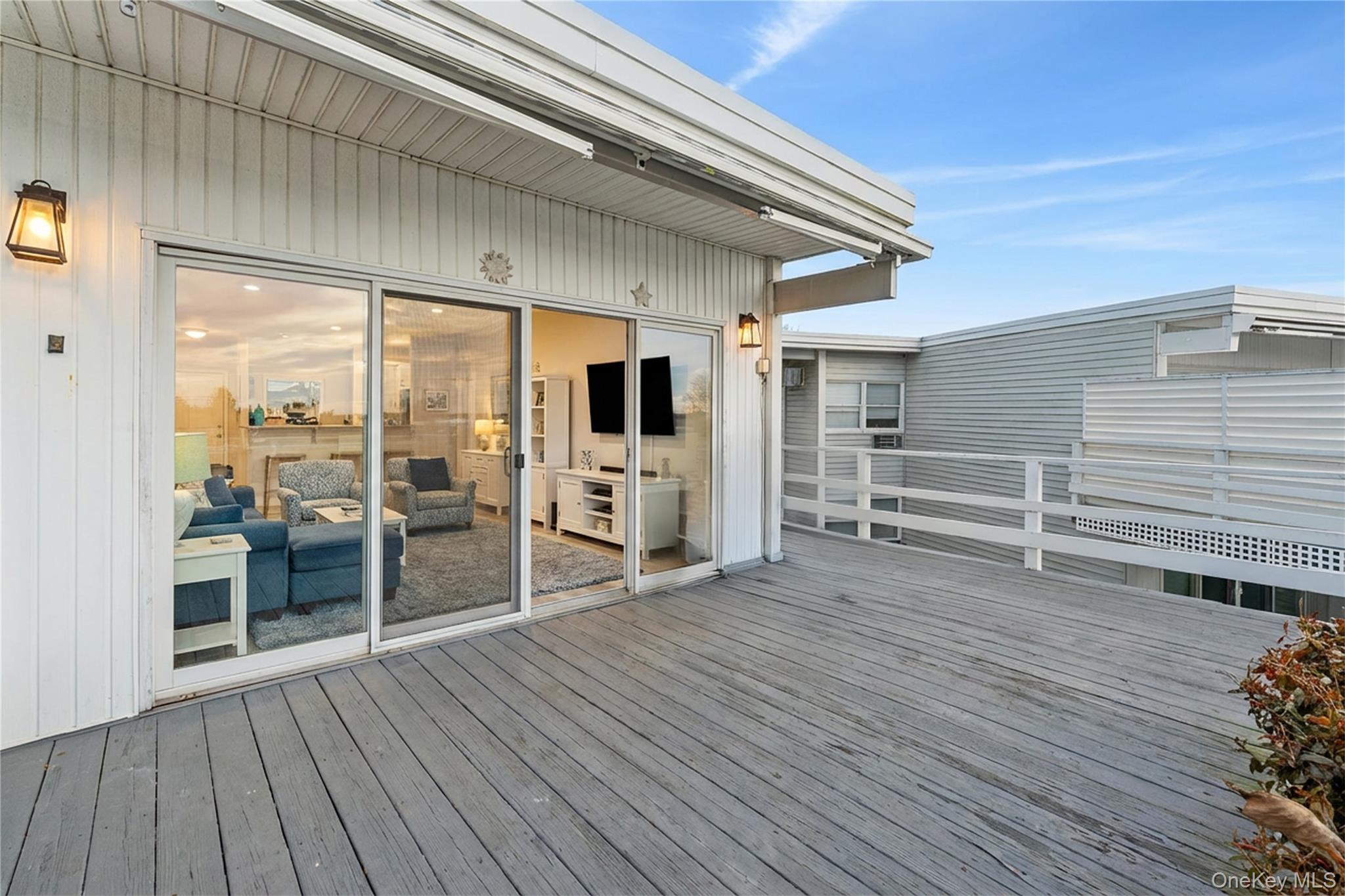 35 Library Avenue # 3L, Westhampton Beach, NY 11978