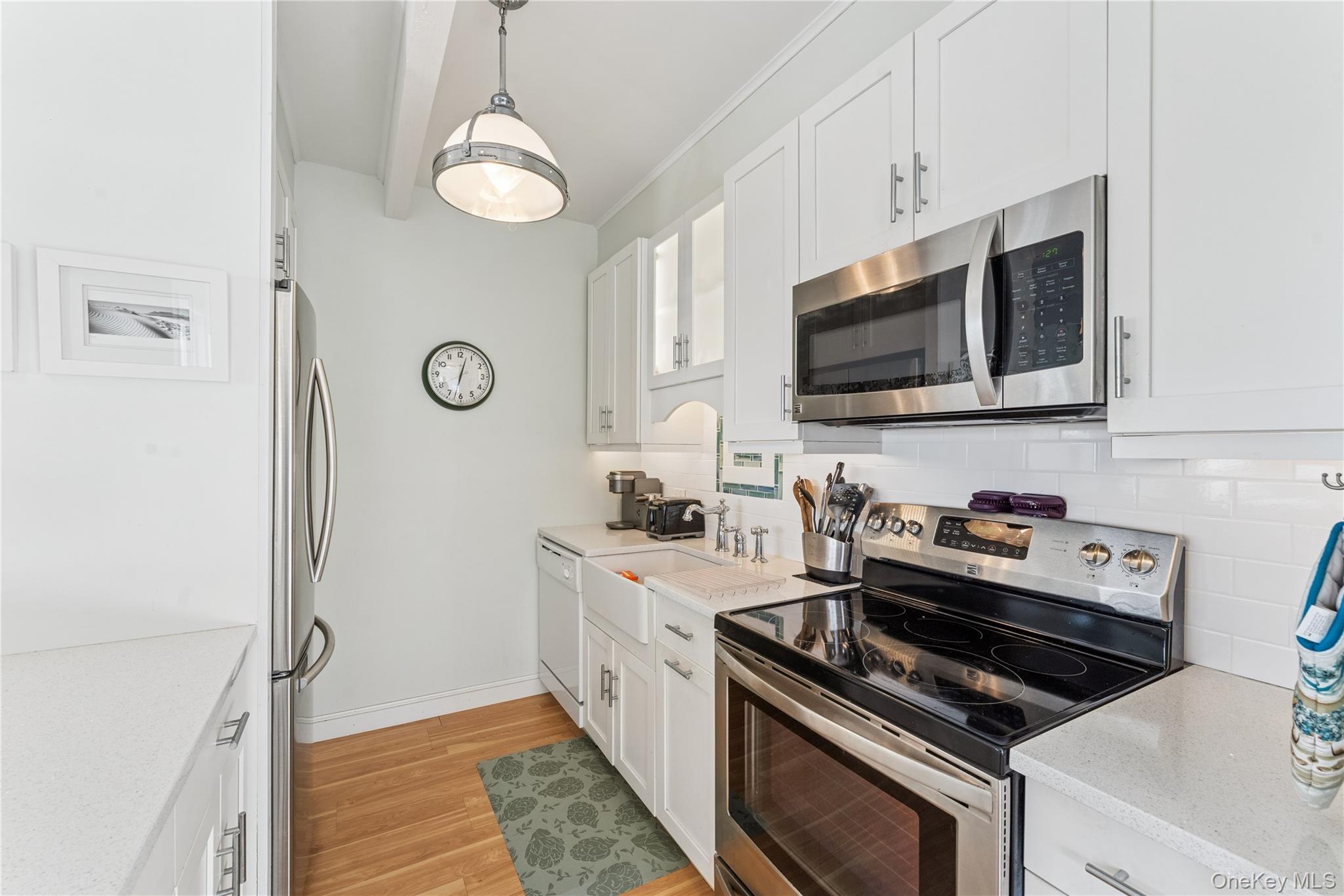 35 Library Avenue # 3L, Westhampton Beach, NY 11978