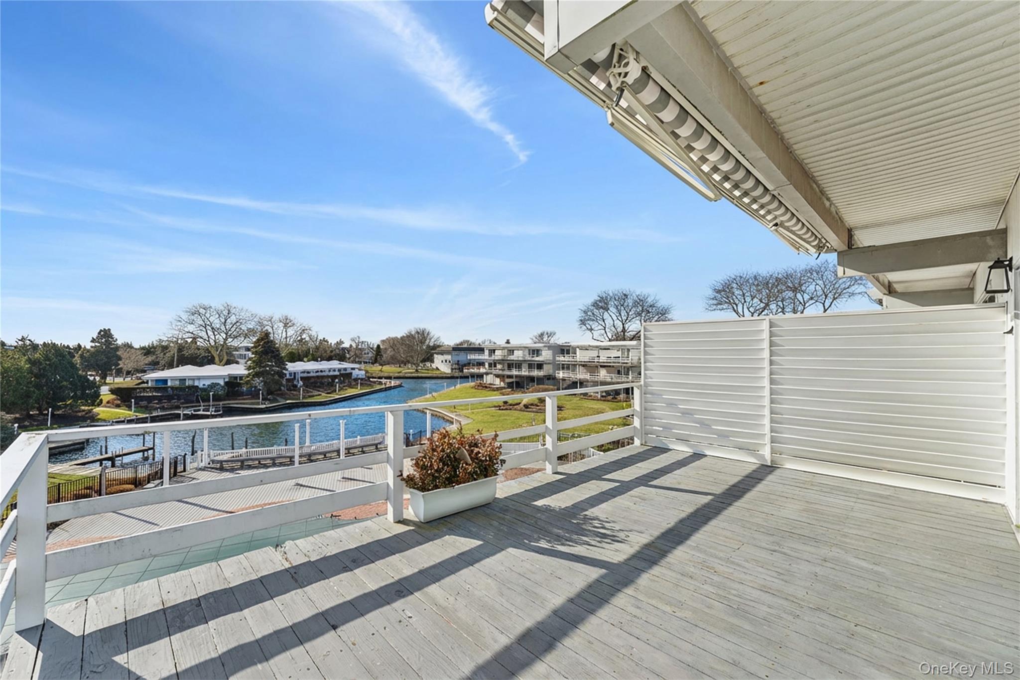 35 Library Avenue # 3L, Westhampton Beach, NY 11978