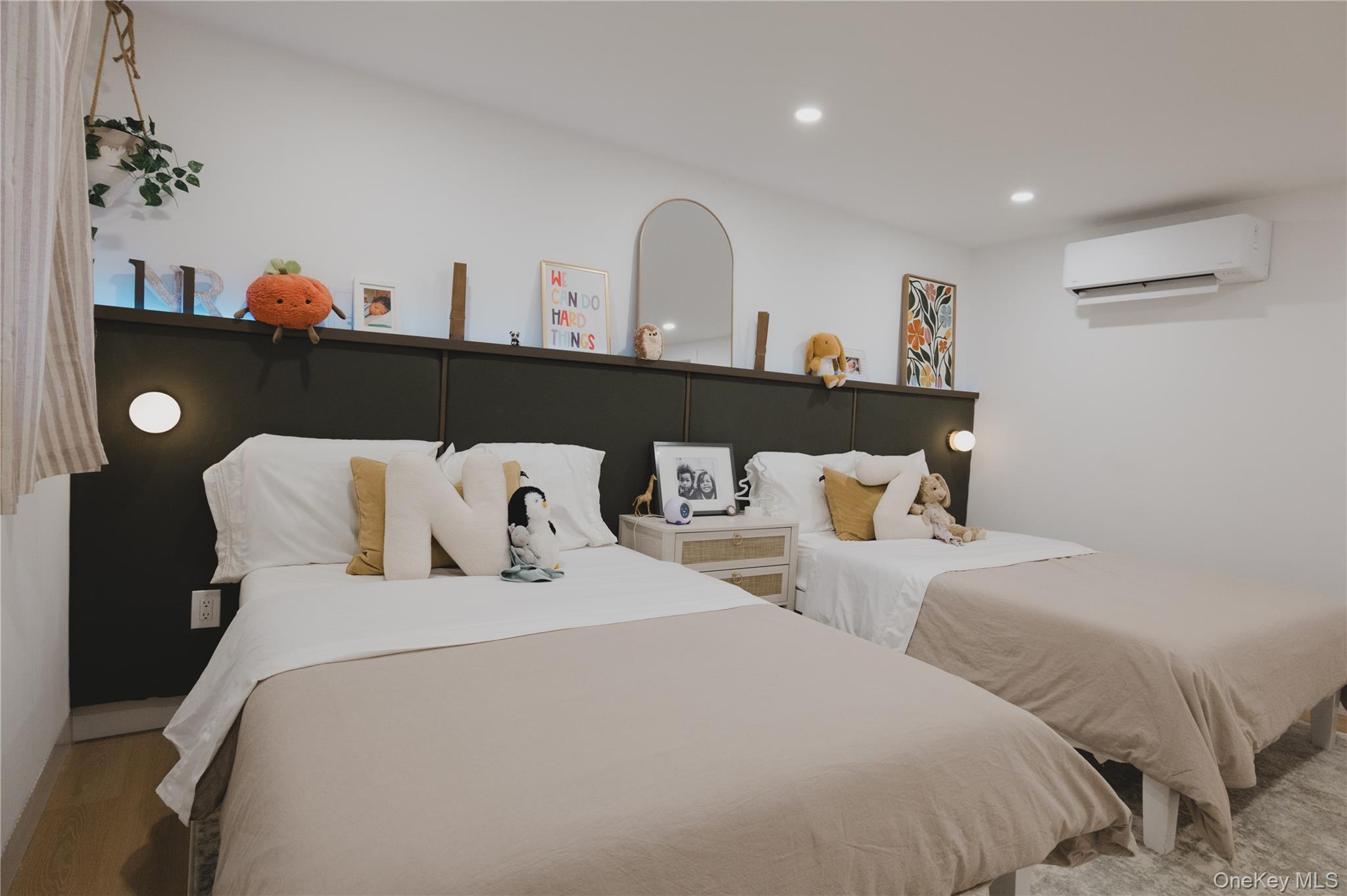 281 Falls Road, Hudson, NY 12534