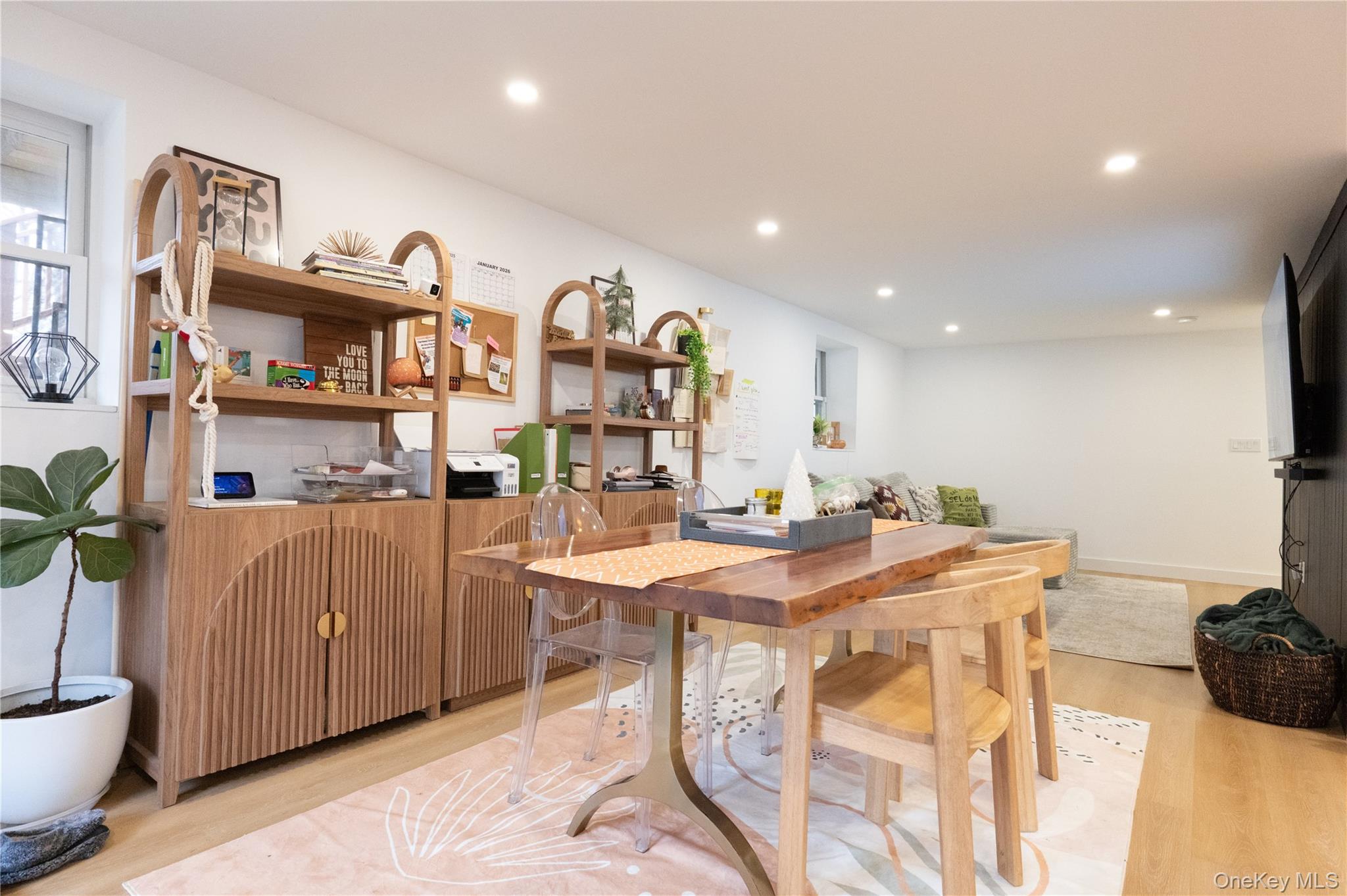 281 Falls Road, Hudson, NY 12534