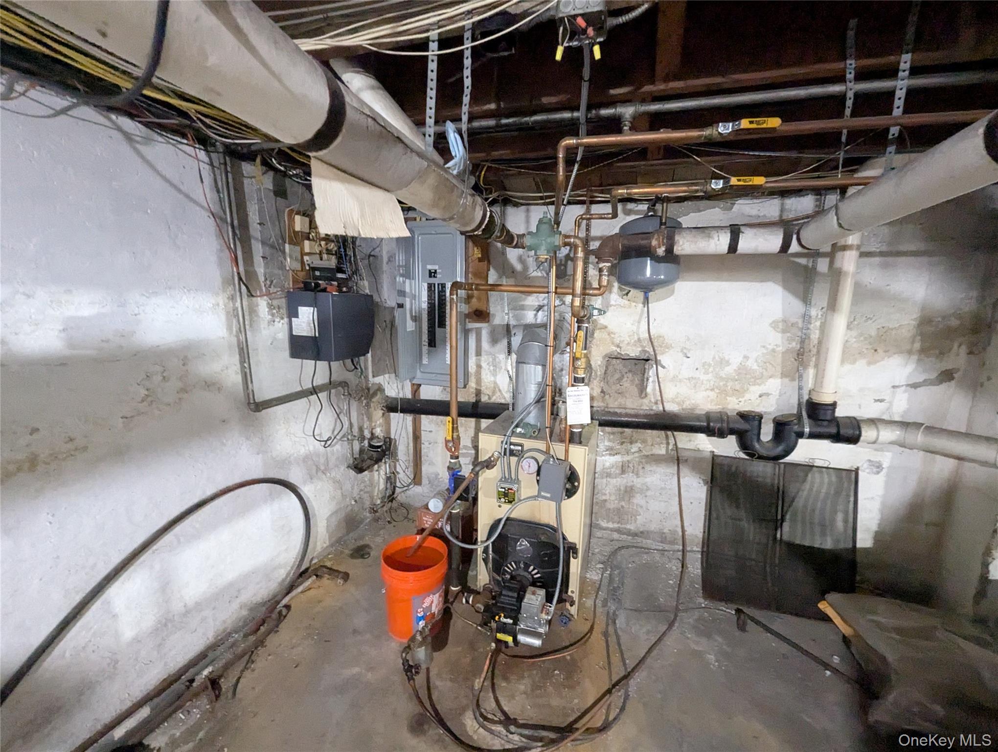 153 W Main Street, Kings Park, NY 11754