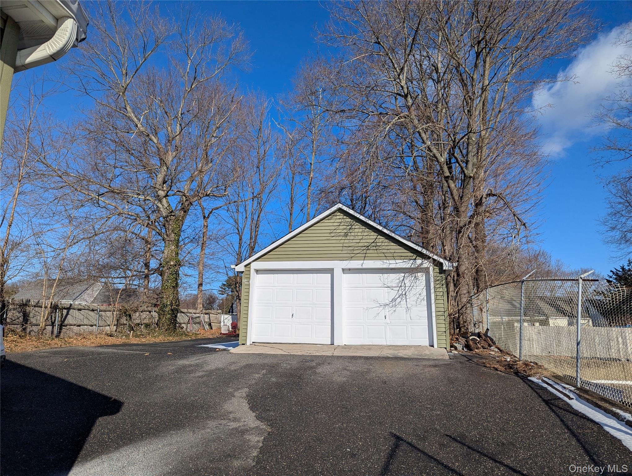 153 W Main Street, Kings Park, NY 11754