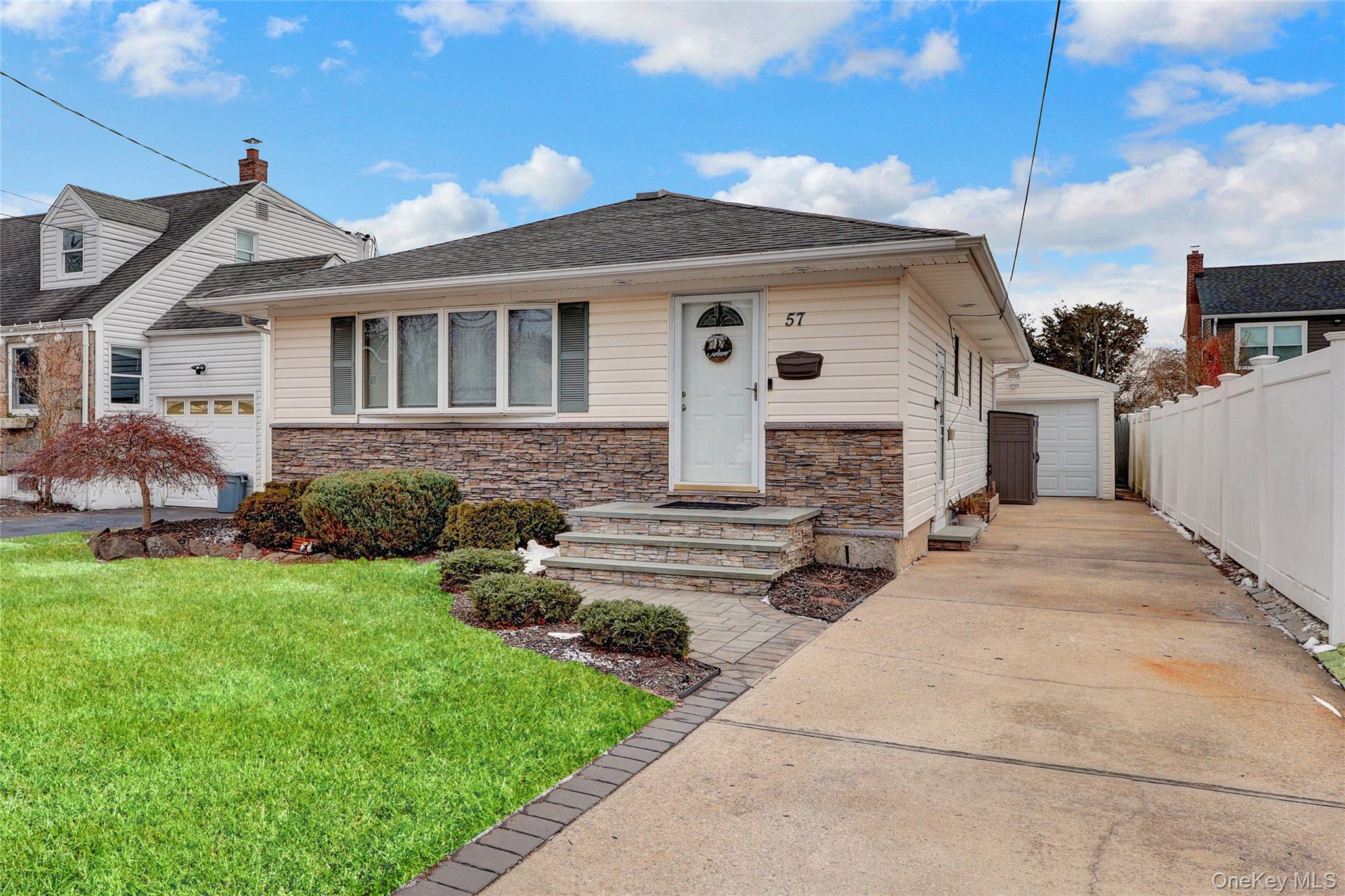 57 Roosevelt Drive, Bethpage, NY 11714