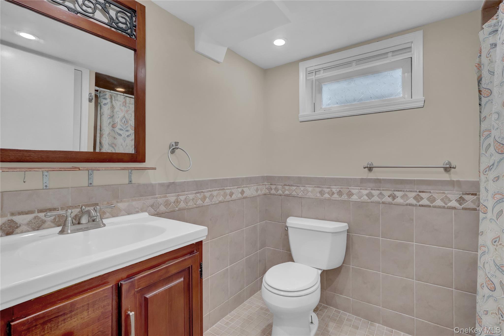 57 Roosevelt Drive, Bethpage, NY 11714