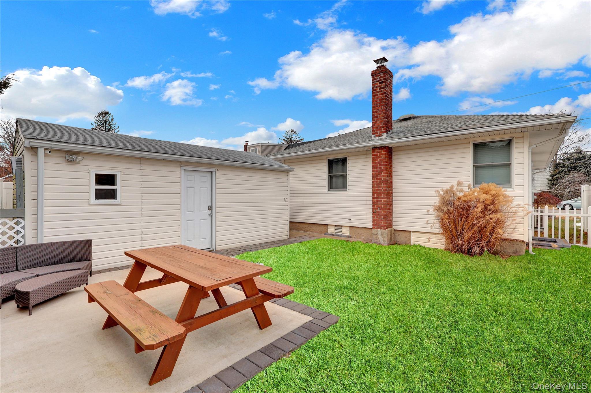 57 Roosevelt Drive, Bethpage, NY 11714