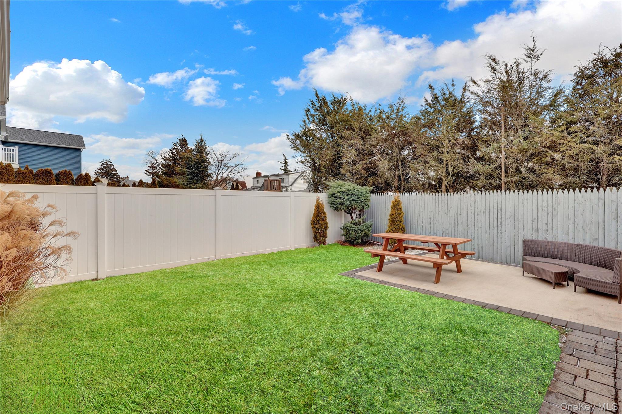 57 Roosevelt Drive, Bethpage, NY 11714